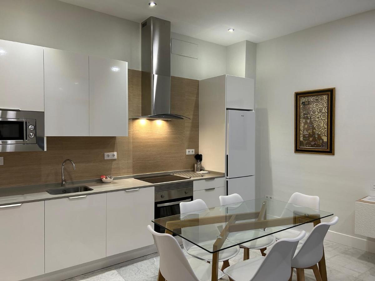 Olavide Premium Apartments Seville Ngoại thất bức ảnh